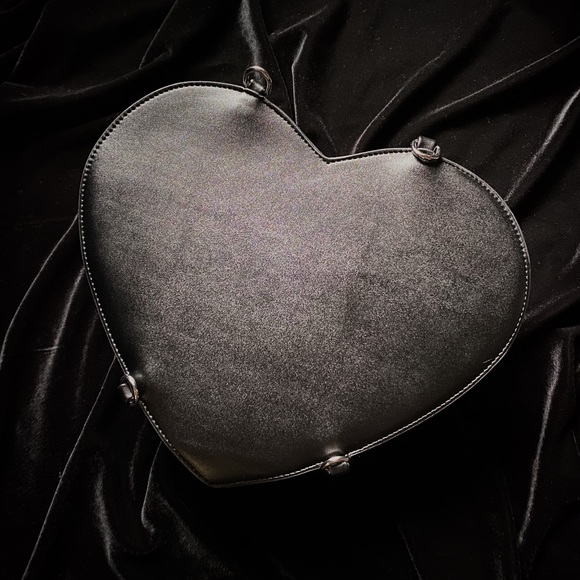 Em & Sprout Black Jack-o-Lantern Heart Crossbody Backpack Halloween Bag - Picture 5 of 7